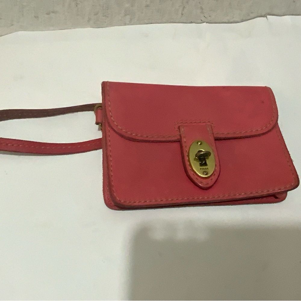 Fossil Austin wristlet pink
